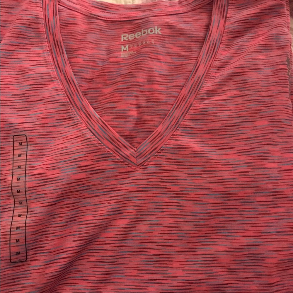 Reebok novelty vector tee